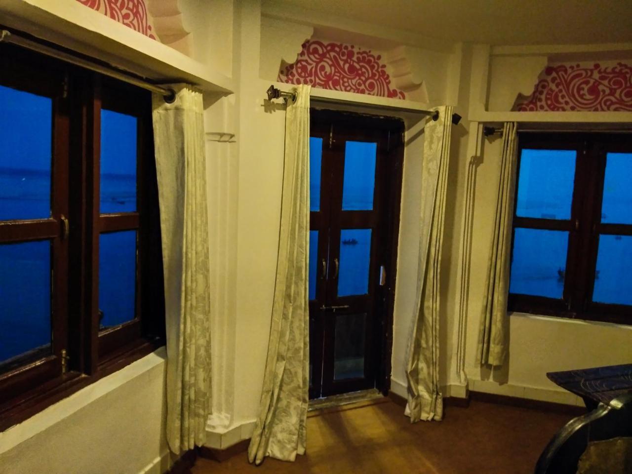 Elena Hotel